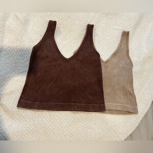 Women’s fitted crop top tank. Size S/M 2-pack